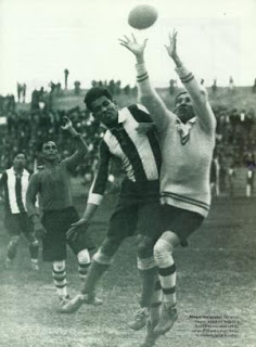 Neyra peleando con arquero