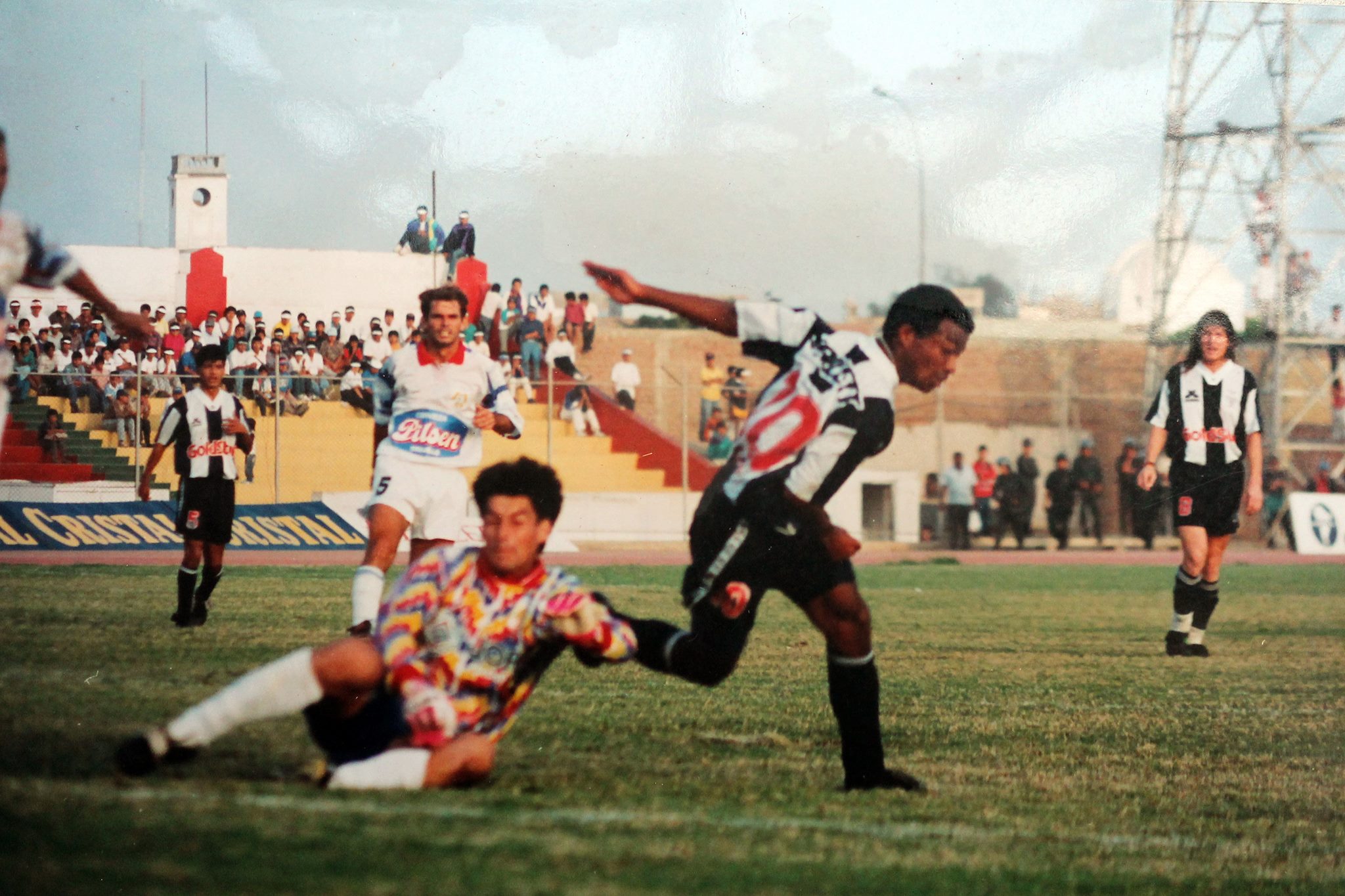 manucci- alianza lima 1994.jpg