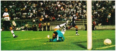 Palinha le dio el triunfo a los blanquiazules.