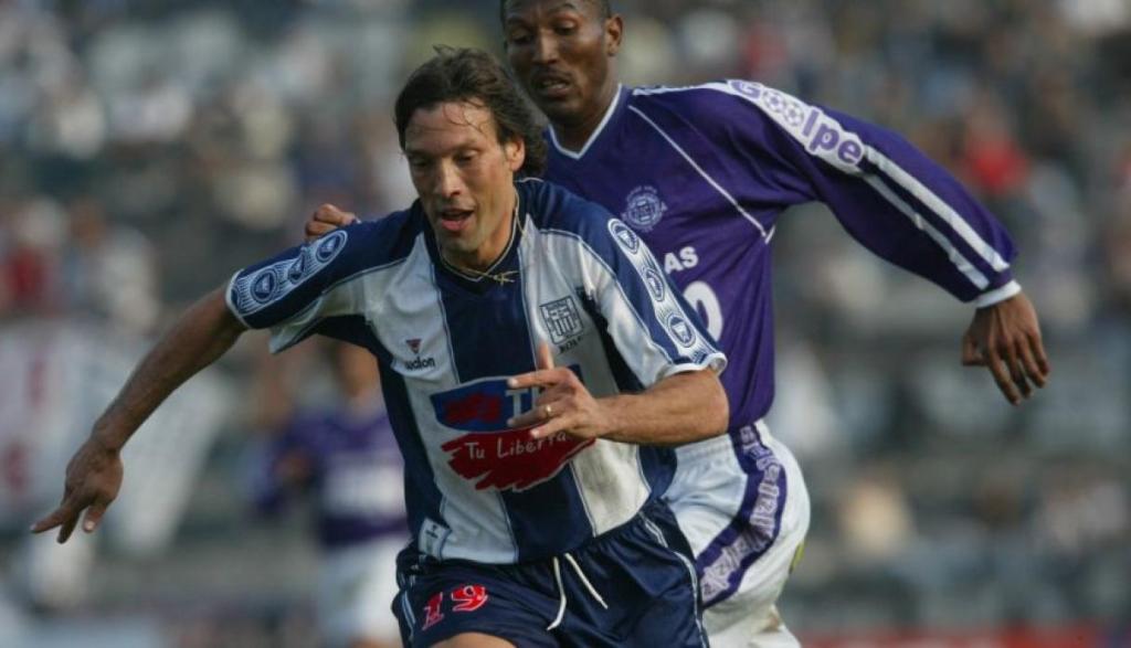 Alianza Lima 1 – Estudiantes de Medicina&nbsp;0