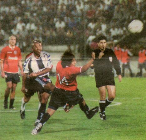 Golazo de Waldir Sáenz.