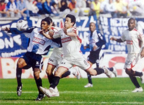 Los compadres se repartieron los puntos.