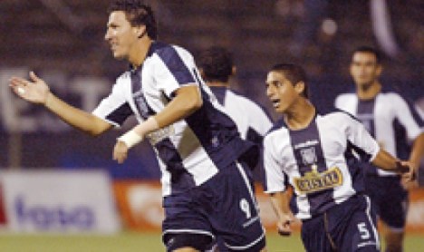 Maestri anotó iniciando el partido.