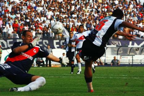Alianza Lima ganó de local.