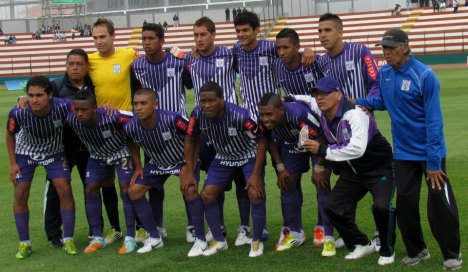 Arriba: Forsyth, Canova, Ibáñez, Beltrán, Vidales y Albarracín. Abajo: Donayre, Reyna, Viza, Jayo y Bazán.