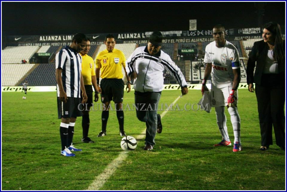 Alianza Lima 0 – Manta FC&nbsp;2