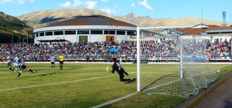 Gol anulado de Ibáñez por invasión de área (Foto: Dechalaca).