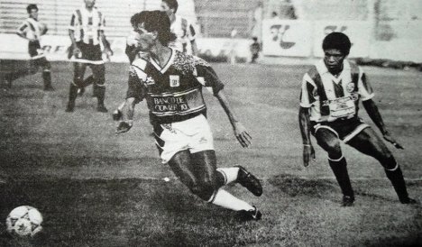 Alianza Lima jugó con camiseta alterna.