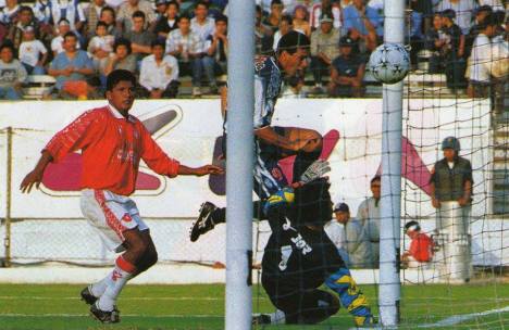 Claudio Pizarro anotó un doblete.