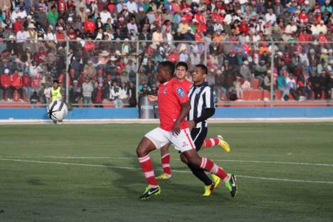 Wilmer Aguirre vuelve anotar después de 22 fechas.