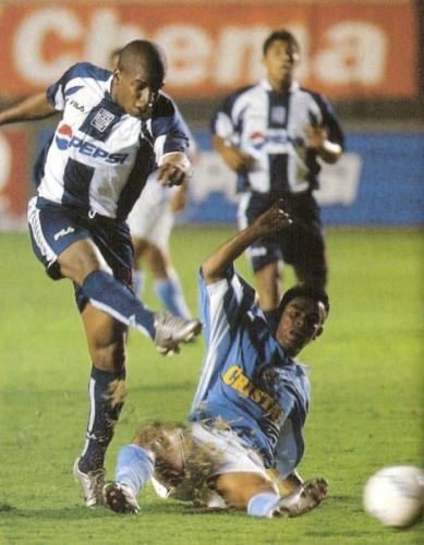 Alianza Lima goleó a Sporting Cristal en el Estadio Nacional.