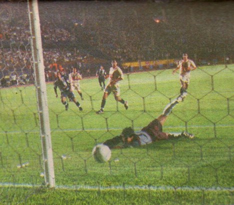 Palinha pone anota y pone a los Blanquiazules adelante otra vez.