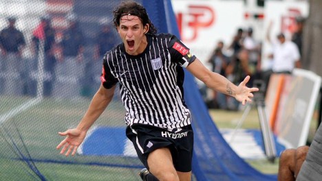 Zlatan Fernández celebrando su segundo gol (Foto: Peru.com).