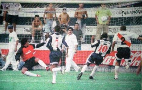 Waldir anotó un triplete.