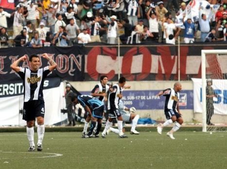 Fleitas celebrando el gol del zorrito Aguirre.