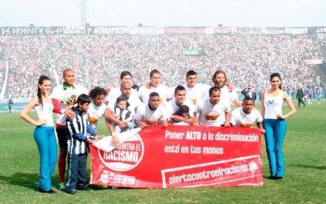 Arriba: Heredia, Ciucci, Ibáñez, Beltrán y Gonzáles Vigil. Abajo: Serrano, Uribe, Bazán, Donayre, Quinteros y Bazán.