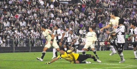 Fleitas sobre el final anota el gol del empate.