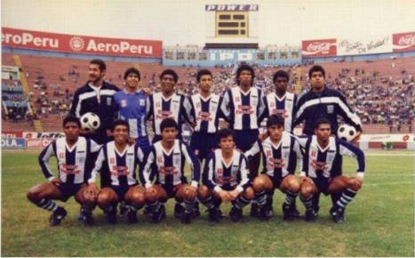 Arriba: Calero, Zegarra, Vinces, Vidales y Charum. Abajo: Hurtado, Altamirano, Hinostroza, Cueto, Castro y Rosinaldo.