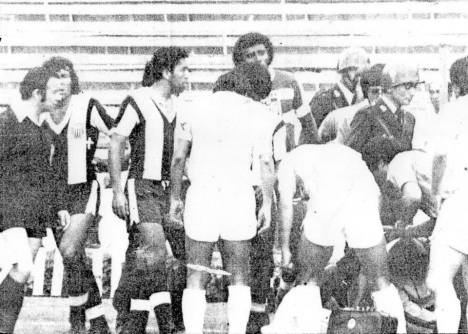 Caico se fue expulsado por una falta sobre roberto Mosquera.