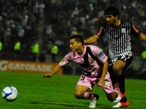 Miguel Mostto fue la figura del partido. (Foto: RPP)