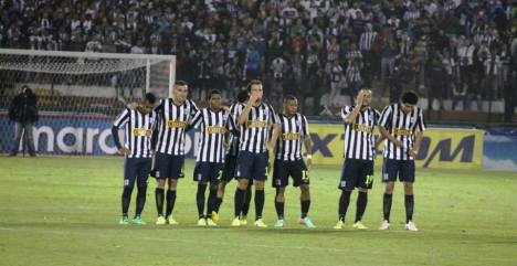 Tanda de penales (Foto: Dechalaca.com).