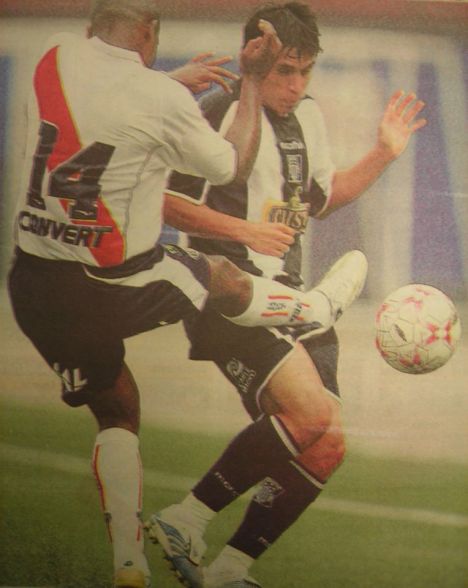 Alianza Lima ganó en el estadio nacional.