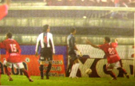 Cienciano le volteó el partido a Alianza Lima.