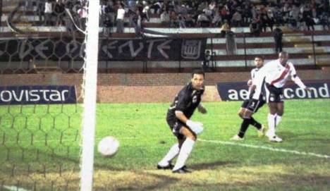 Flavio Maestri anotó el único gol del partido.