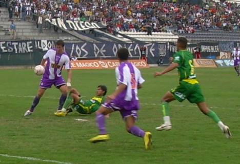 Maestri anotó sobre el final del partido.