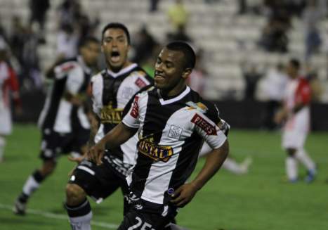 Soto anotó un doblete (Foto: Ojo)