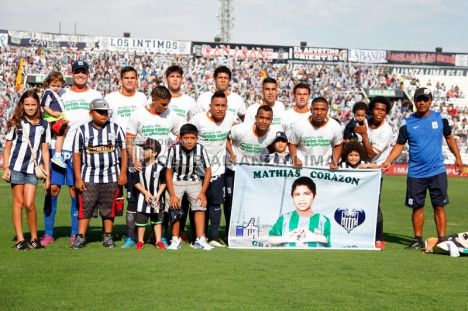 Arriba: Forsyth, Noronha, Miers, Aparicio, Albarracín y Li. Abajo: Costa, Cueva, Trujillo, Atoche y Landauri (Foto: Club Alianza Lima).