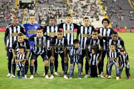 Arriba: Guizasola, Butrón, Araujo, Miers, Míguez y Landauri. Abajo: Costa, Noronha, Atoche, Trujillo y Preciado. (Foto: Club Alianza Lima).