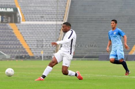 Carlos Preciado anotó el primer gol aliancista de penal (Foto: Club Alianza Lima).