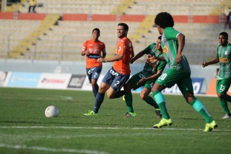 Montes anotó el único gol del partido (Foto: La Industria).