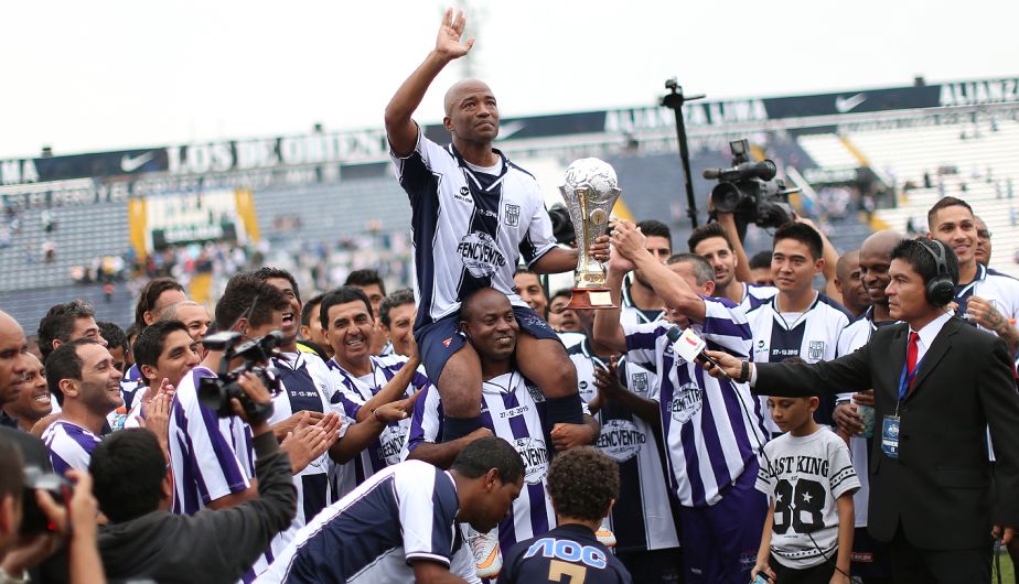 Día del Hincha Blanquiazul – El Reencuentro (Despedida de Waldir&nbsp;Sáenz)