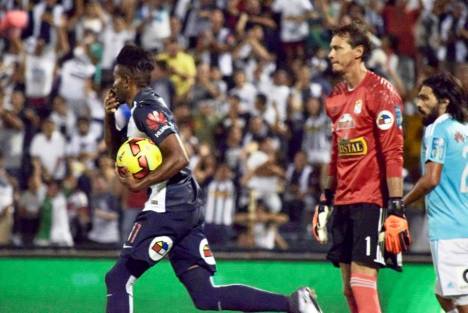 Pajoy anotó su primer doblete en Alianza  (Foto: Dechalaca).