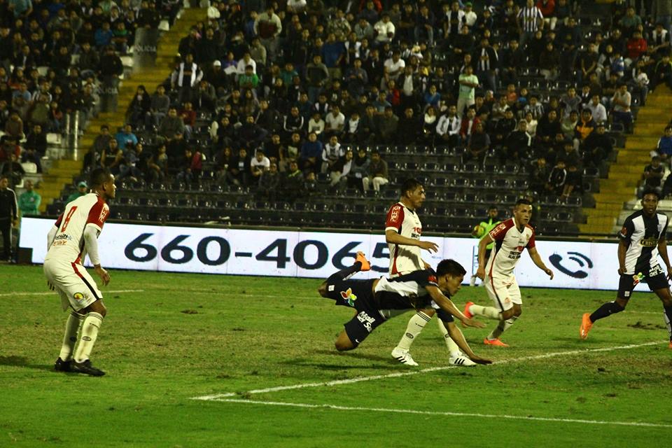 alianza-lima-vs-cantolao-sigue-las-incidencias-191990-451263-jpg_600x0.jpg