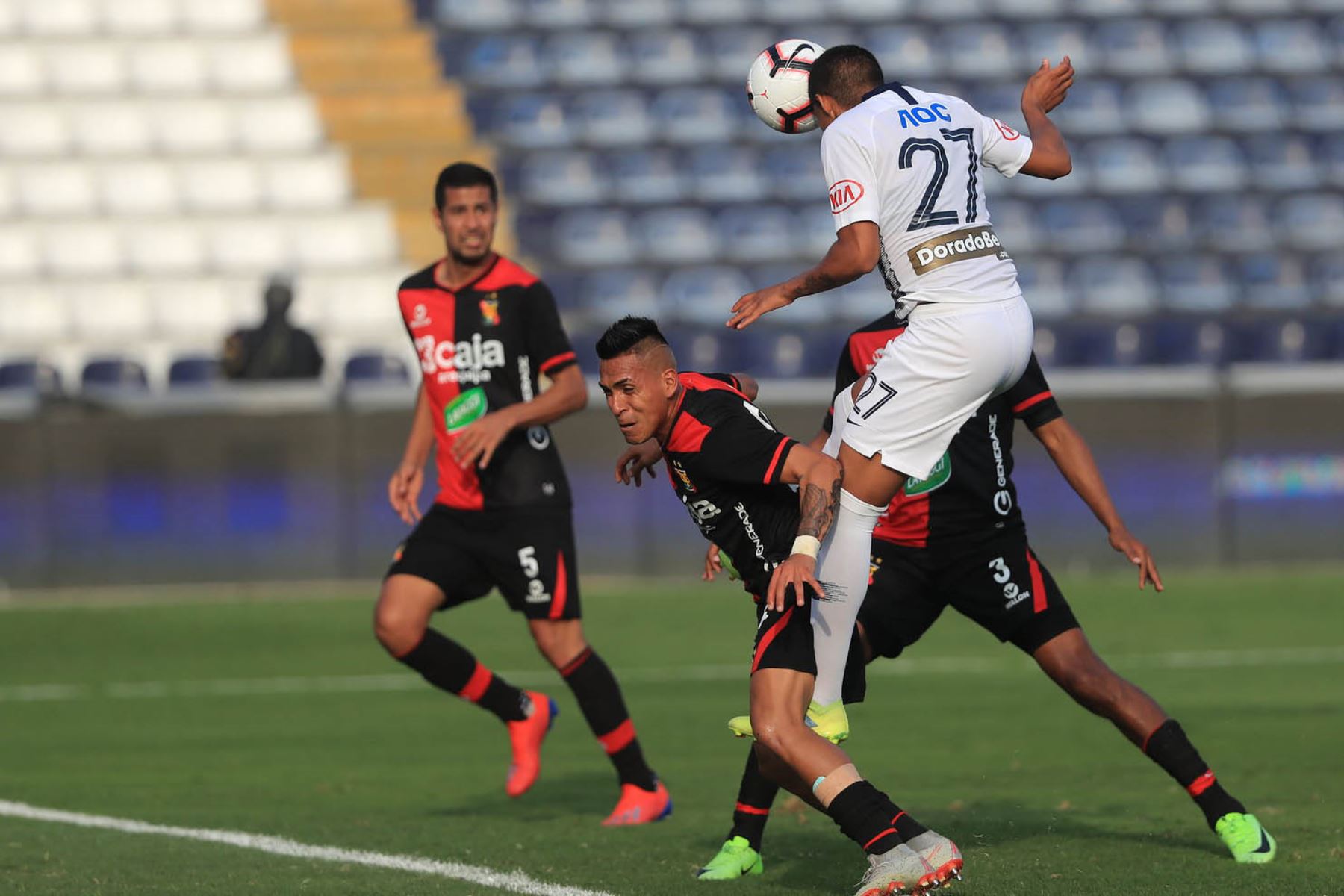 alianza-lima-vs-cantolao-sigue-las-incidencias-191990-451263-jpg_600x0.jpg