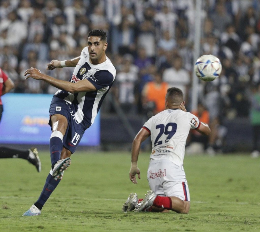 Alianza Lima 3 – Mannucci&nbsp;0