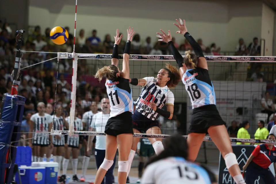 Alianza Lima 3 – Regatas Lima&nbsp;0