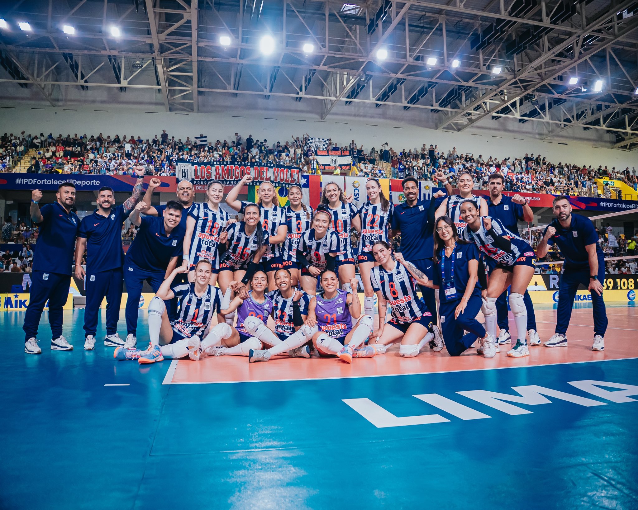 Alianza Lima 3 – Banco República 0