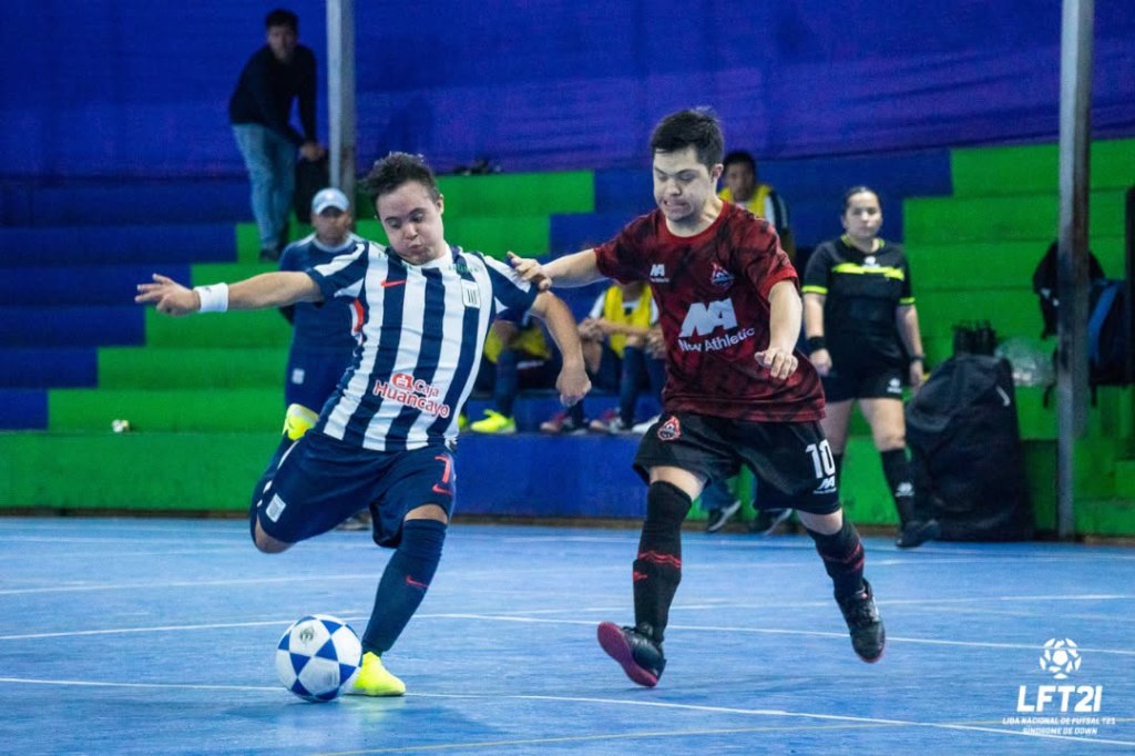 Striker 21 0 – Alianza Lima 8